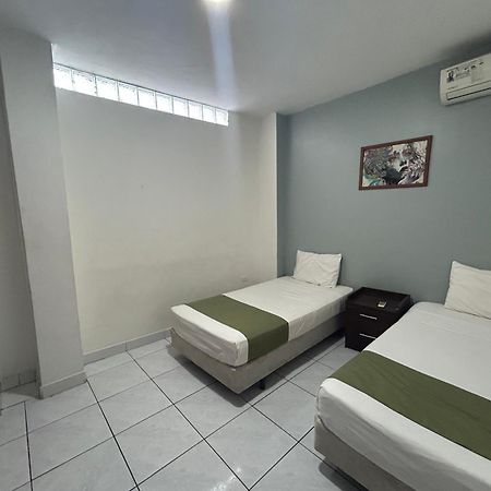Departamentos De 2 Y 3 Habitaciones En El Centro De Manta Eksteriør billede