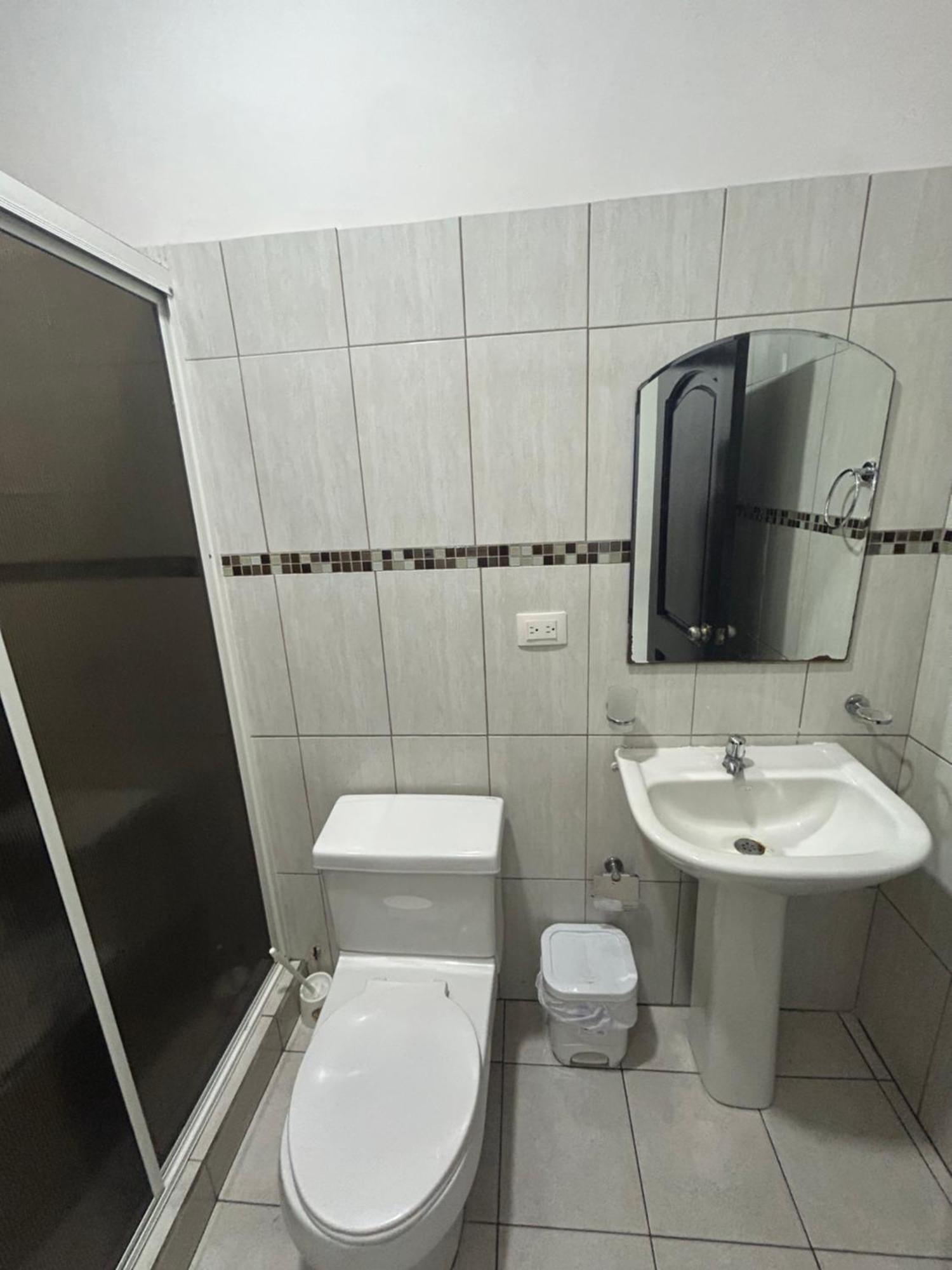 Departamentos De 2 Y 3 Habitaciones En El Centro De Manta Eksteriør billede