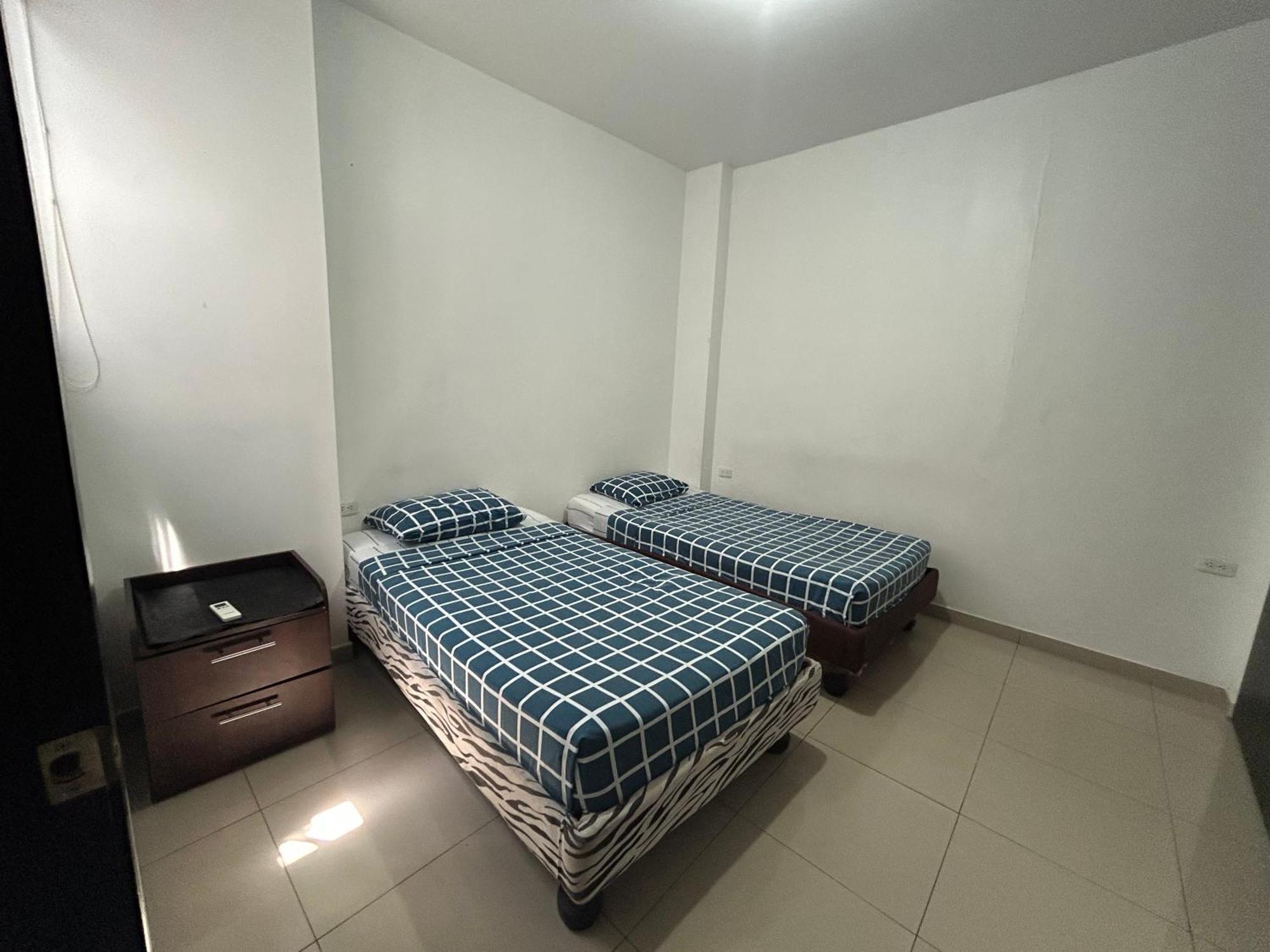 Departamentos De 2 Y 3 Habitaciones En El Centro De Manta Eksteriør billede